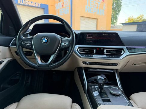 Used 2021 BMW 330i Sedan w/ Driving Assistance Package image 18