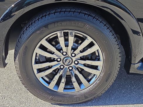 Used 2019 Nissan Armada Platinum w/ Captain's Chairs Package image 7