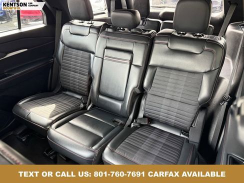 Used 2025 Ford Explorer ST-Line w/ ST-Line Street Pack AWD/4WD image 32