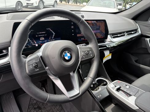 Used 2026 BMW X1 xDrive28i w/ Technology Package AWD/4WD image 12