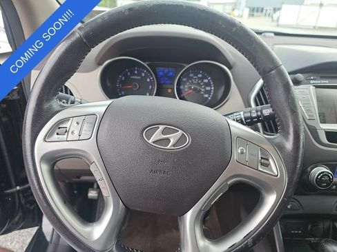 Used 2011 Hyundai Tucson Limited w/ Premium Pkg 3 AWD/4WD image 11