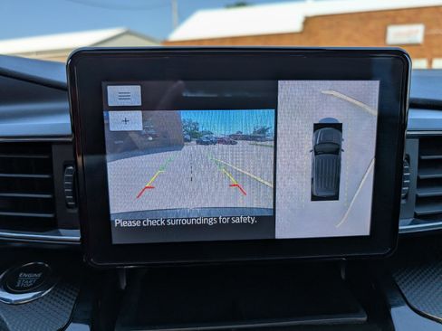 Used 2022 Ford Explorer ST-Line w/ Class IV Trailer Tow Package AWD/4WD image 26