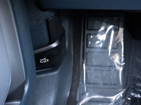 Used 2025 Ford Maverick Tremor AWD/4WD image 33
