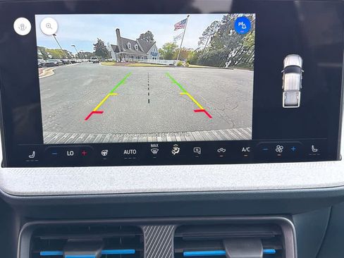 New 2026 Ford Maverick XLT w/ XLT Luxury Package FWD image 27