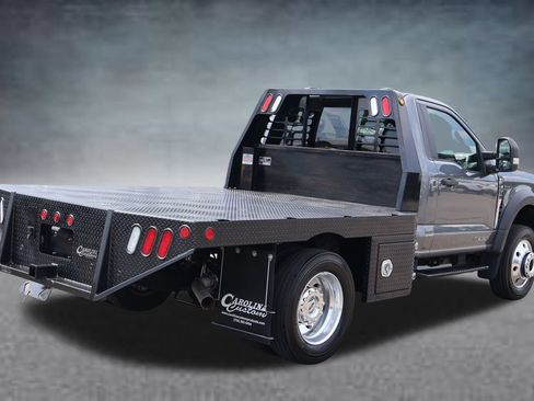 Used 2023 Ford F550 4x4 Regular Cab Super Duty w/ XLT Value Package image 3