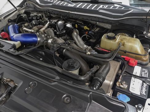 Used 2019 Ford F250 Lariat w/ Lariat Value Package AWD/4WD image 55