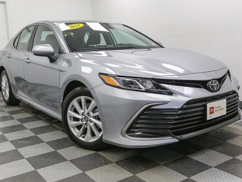 Certified 2023 Toyota Camry LE image 3