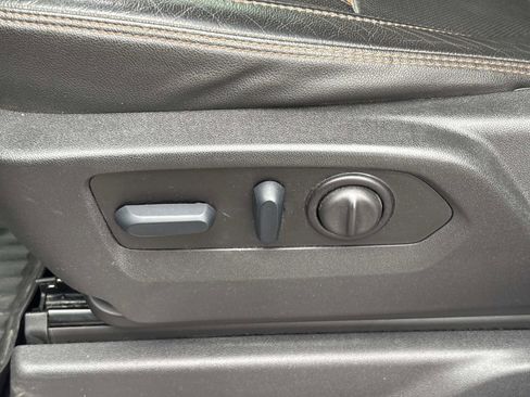 Certified 2023 GMC Sierra 2500 AT4 w/ AT4 Preferred Package image 17