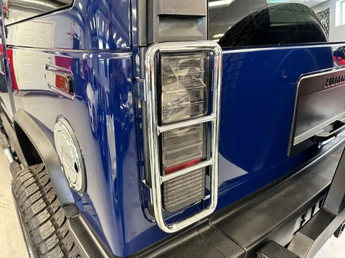 Used 2007 HUMMER H2 image 11