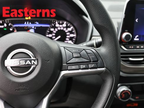 Used 2025 Nissan Altima 2.5 SV FWD image 16