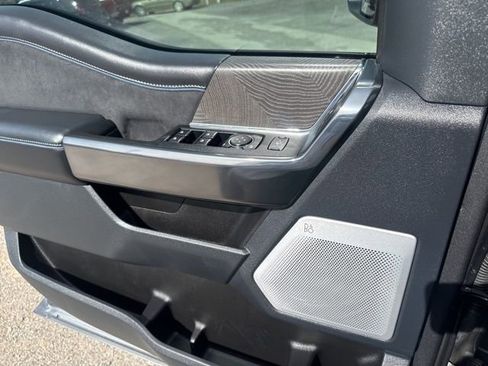 Used 2025 Ford F250 Platinum w/ Tremor Off-Road Package image 44