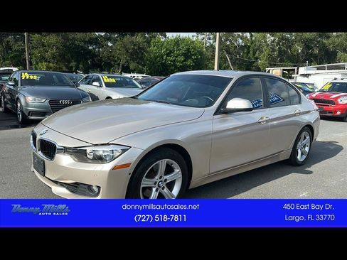 Used 2013 BMW 328i xDrive Sedan AWD/4WD image 1