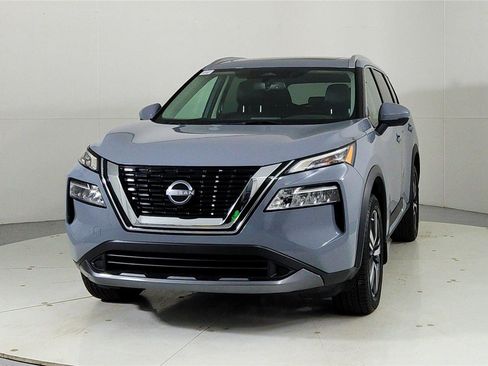 Certified 2023 Nissan Rogue SL image 2