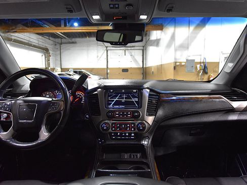 Used 2016 GMC Yukon Denali w/ Open Road Package image 43