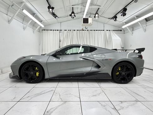 Used 2022 Chevrolet Corvette Stingray Premium Cpe RWD image 2