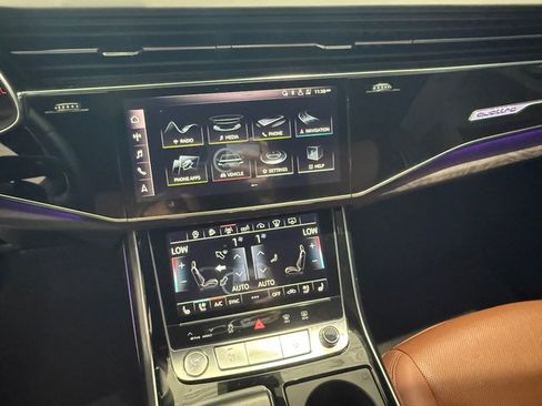Used 2019 Audi Q8 Prestige w/ Towing Package image 20