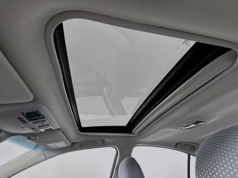 Used 2018 Subaru Legacy 2.5i Premium image 22