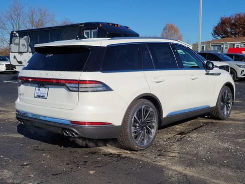 New 2026 Lincoln Aviator Reserve image 4