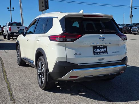 Used 2021 Nissan Rogue Platinum FWD image 5