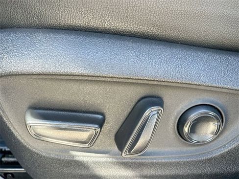 Used 2024 Toyota Grand Highlander Platinum image 16