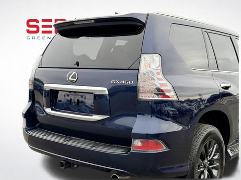Used 2022 Lexus GX 460 Premium w/ Premium Plus Package AWD/4WD image 3