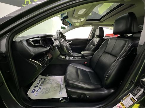 Used 2015 Toyota Avalon XLE Touring FWD image 17