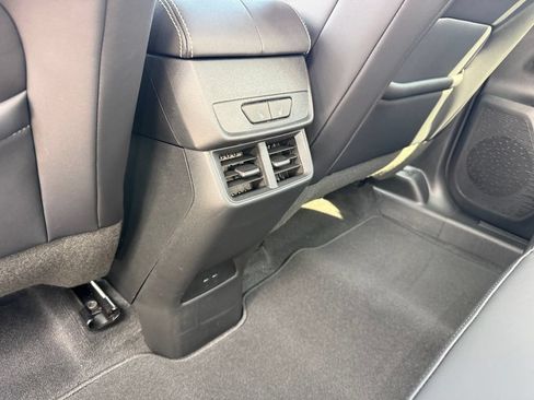 New 2027 GMC Terrain Elevation w/ Elevation Premium Package AWD/4WD image 20