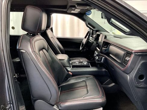 Used 2023 Ford Expedition Limited AWD/4WD image 11