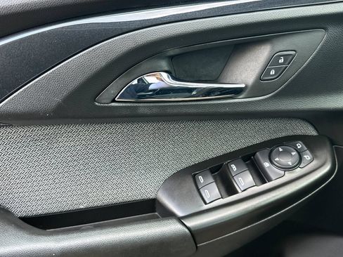 Used 2023 Chevrolet TrailBlazer LT w/ Convenience Package FWD image 11