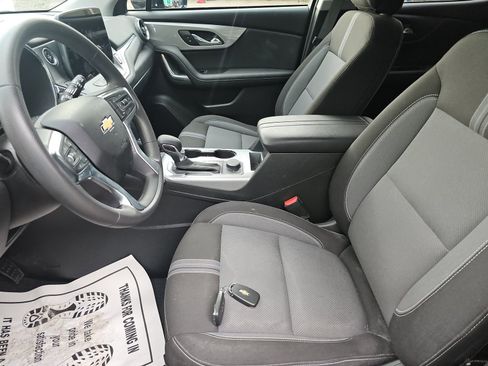 Used 2024 Chevrolet Blazer LT w/ Convenience Package image 8