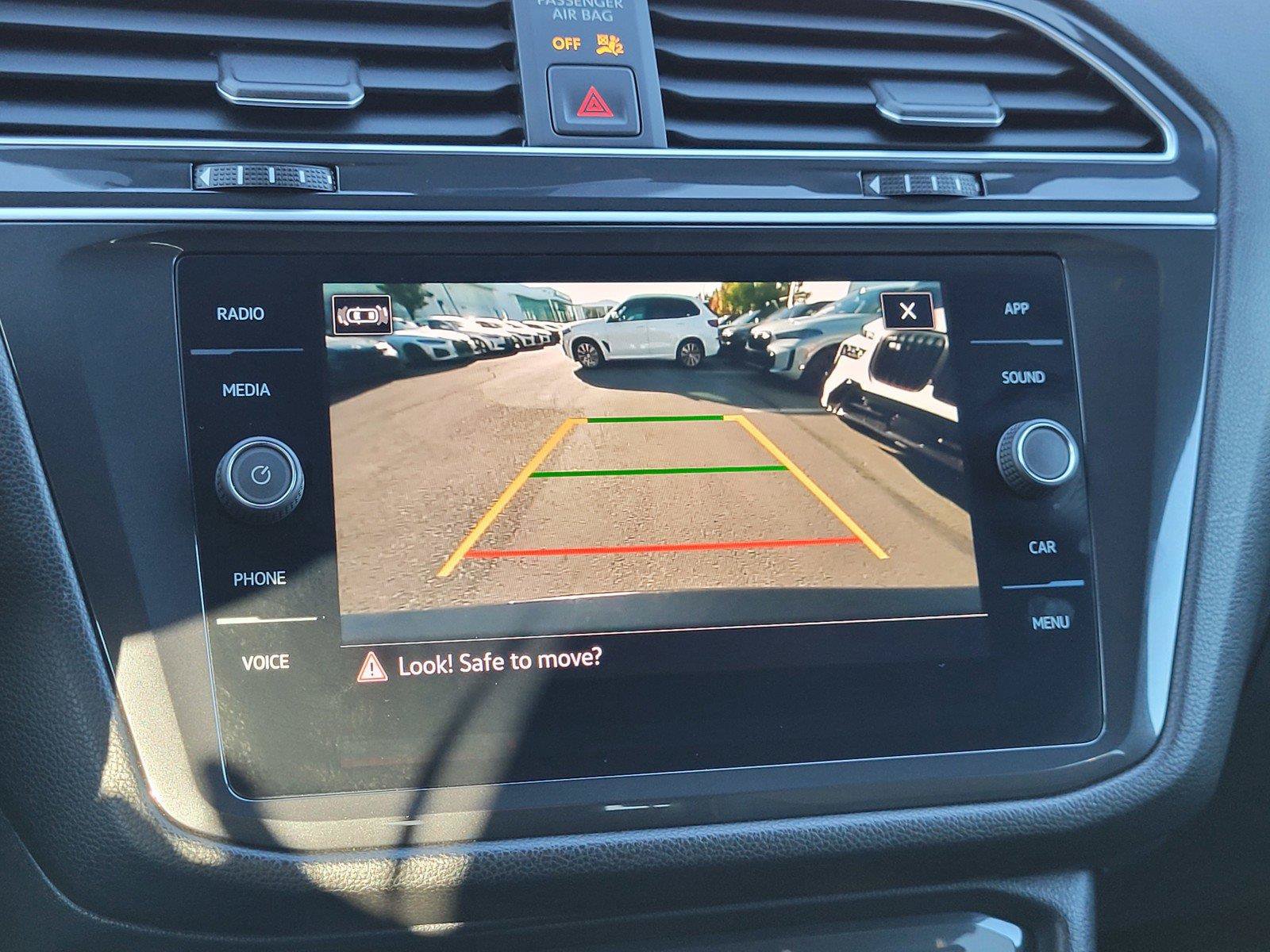 Certified 2023 Volkswagen Tiguan SE R-Line FWD image 14