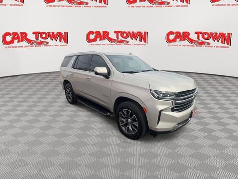 Used 2023 Chevrolet Tahoe LT w/ LT Signature Plus Package image 2