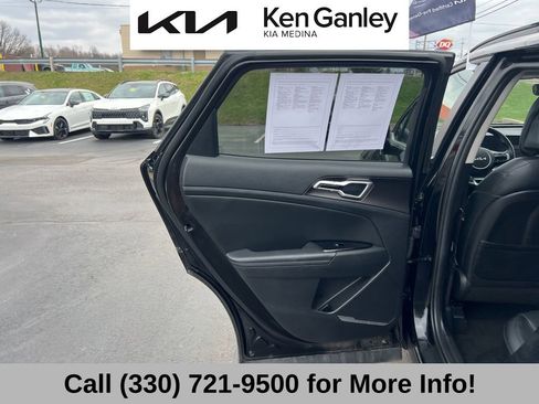 Certified 2025 Kia Sportage EX w/ Premium Package image 47