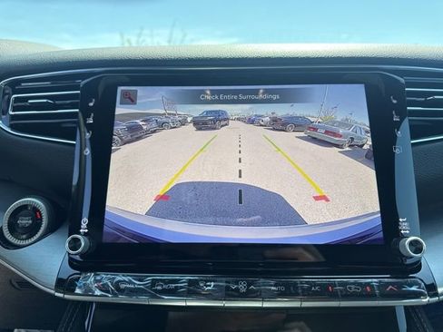 New 2026 Jeep Grand Wagoneer Limited image 18