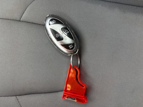 Used 2024 Hyundai Elantra SEL FWD image 55