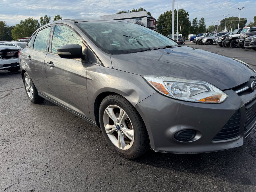 Used 2014 Ford Focus SE FWD image 12