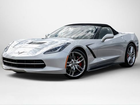 Used 2014 Chevrolet Corvette Stingray Convertible w/ 2LT Preferred Equipment Group RWD image 2