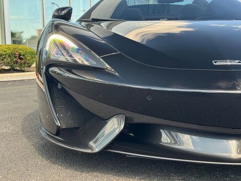 Used 2019 McLaren 570S Base image 13