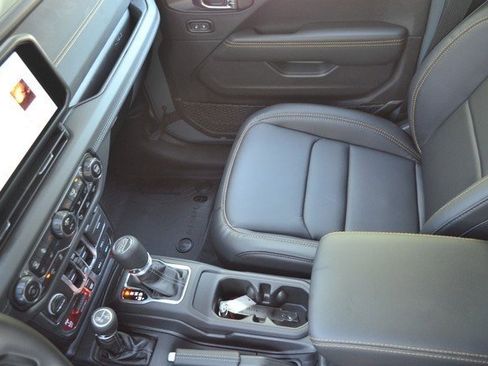 New 2025 Jeep Wrangler Unlimited Rubicon 392 image 22