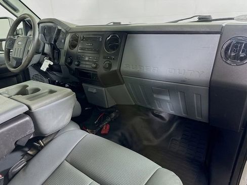 Used 2016 Ford F250 XL w/ Power Equipment Group AWD/4WD image 26