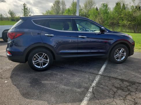 Used 2018 Hyundai Santa Fe Sport w/ 2.4L Value Package 02 image 8