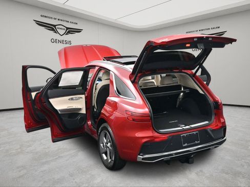 New 2026 Genesis GV70 2.5T Select image 15