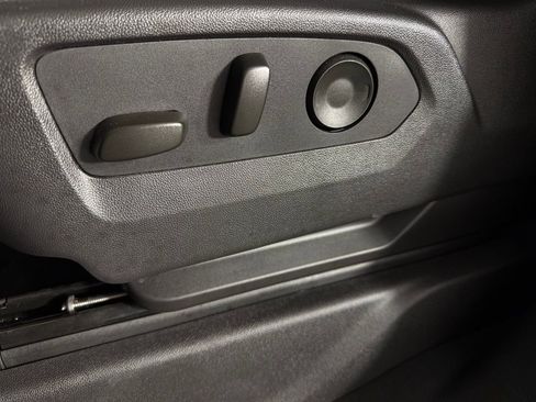 Used 2024 Chevrolet Silverado 1500 LT Trail Boss w/ LT Trail Boss Premium Package image 24