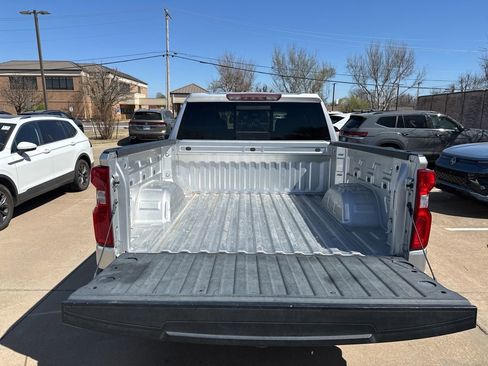Used 2020 Chevrolet Silverado 1500 RST w/ Texas Edition AWD/4WD image 16