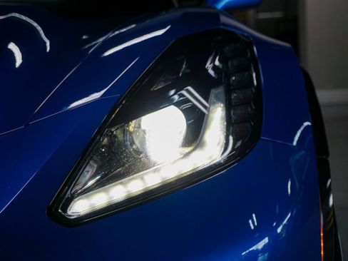 Used 2015 Chevrolet Corvette Z06 w/ Z07 Performance Package RWD image 77