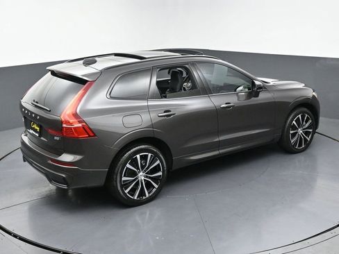 Used 2023 Volvo XC60 B5 Plus image 44