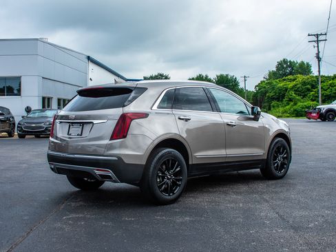 Used 2022 Cadillac XT5 Premium Luxury image 9
