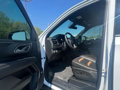 Used 2022 GMC Yukon AT4 image 6