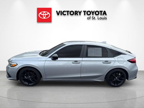 Used 2024 Honda Civic Sport image 6