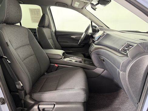 Used 2024 Honda Ridgeline Sport image 21